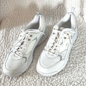 Easy Spirit White JP Tiebreaker Anti-Gravity Sneakers - Size 7.5